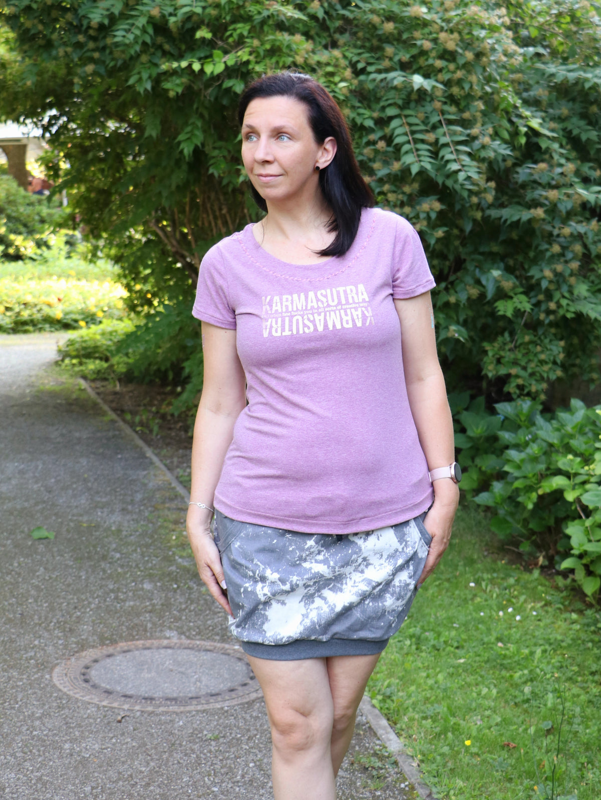 Kullerbytta - Basic Shirt mit besonderer Ärmellösung Gr. 30-50