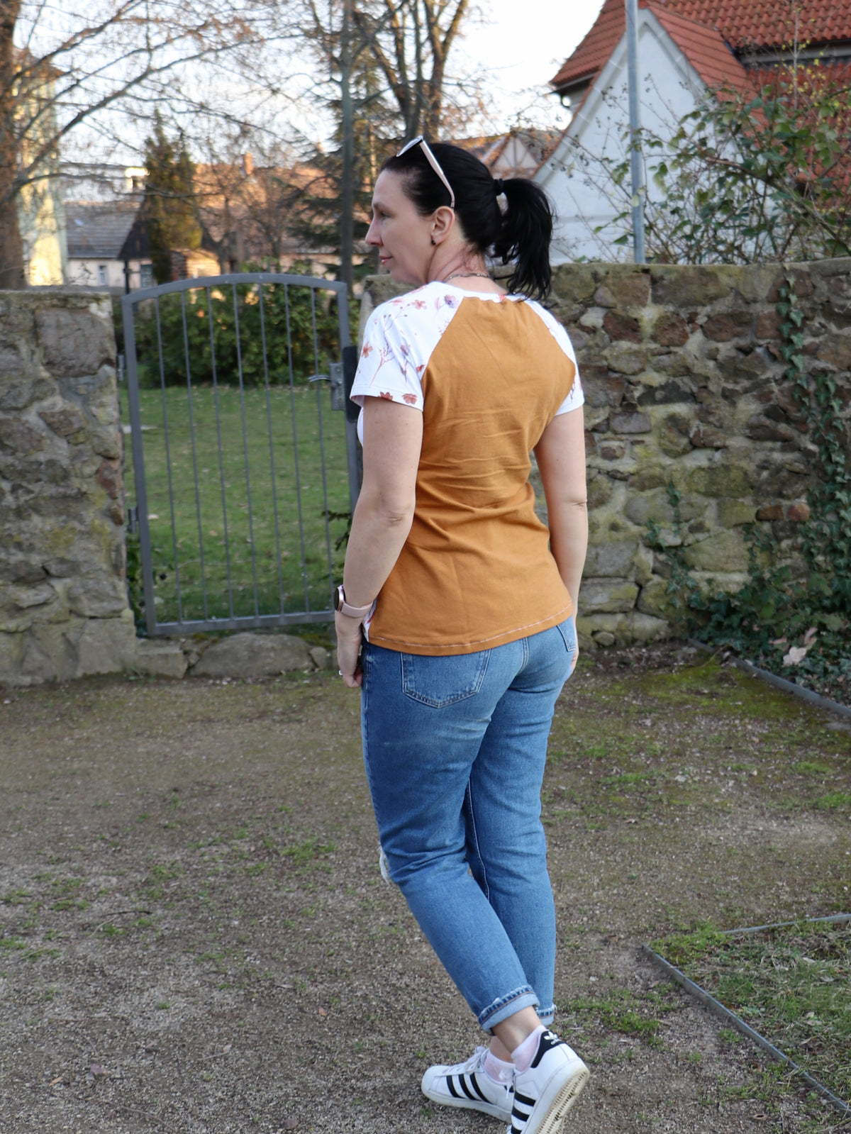 Kullerbytta - Basic Shirt mit besonderer Ärmellösung Gr. 30-50