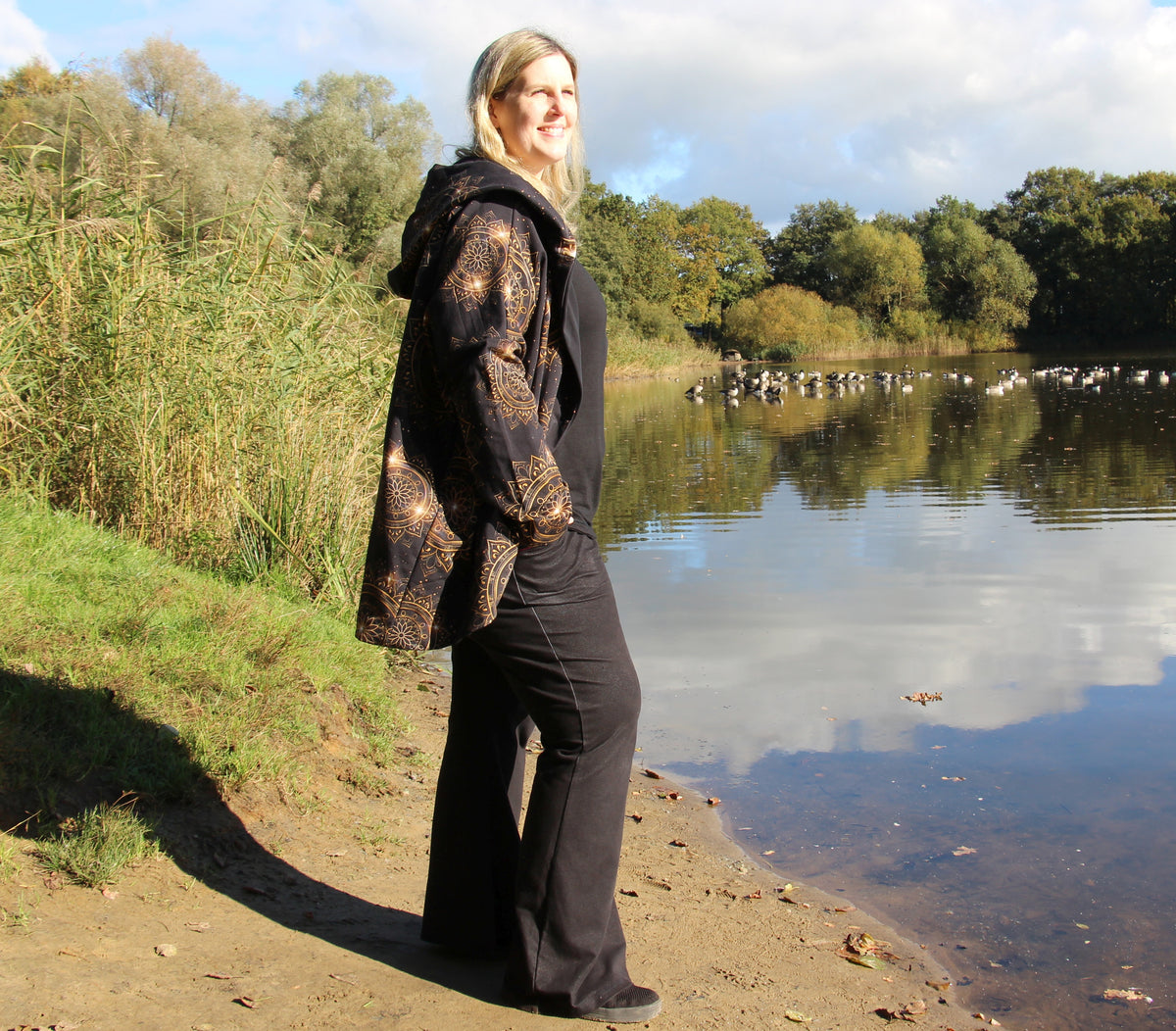 Tulpan - Oversized Cardigan &amp; Kuscheldecke to go