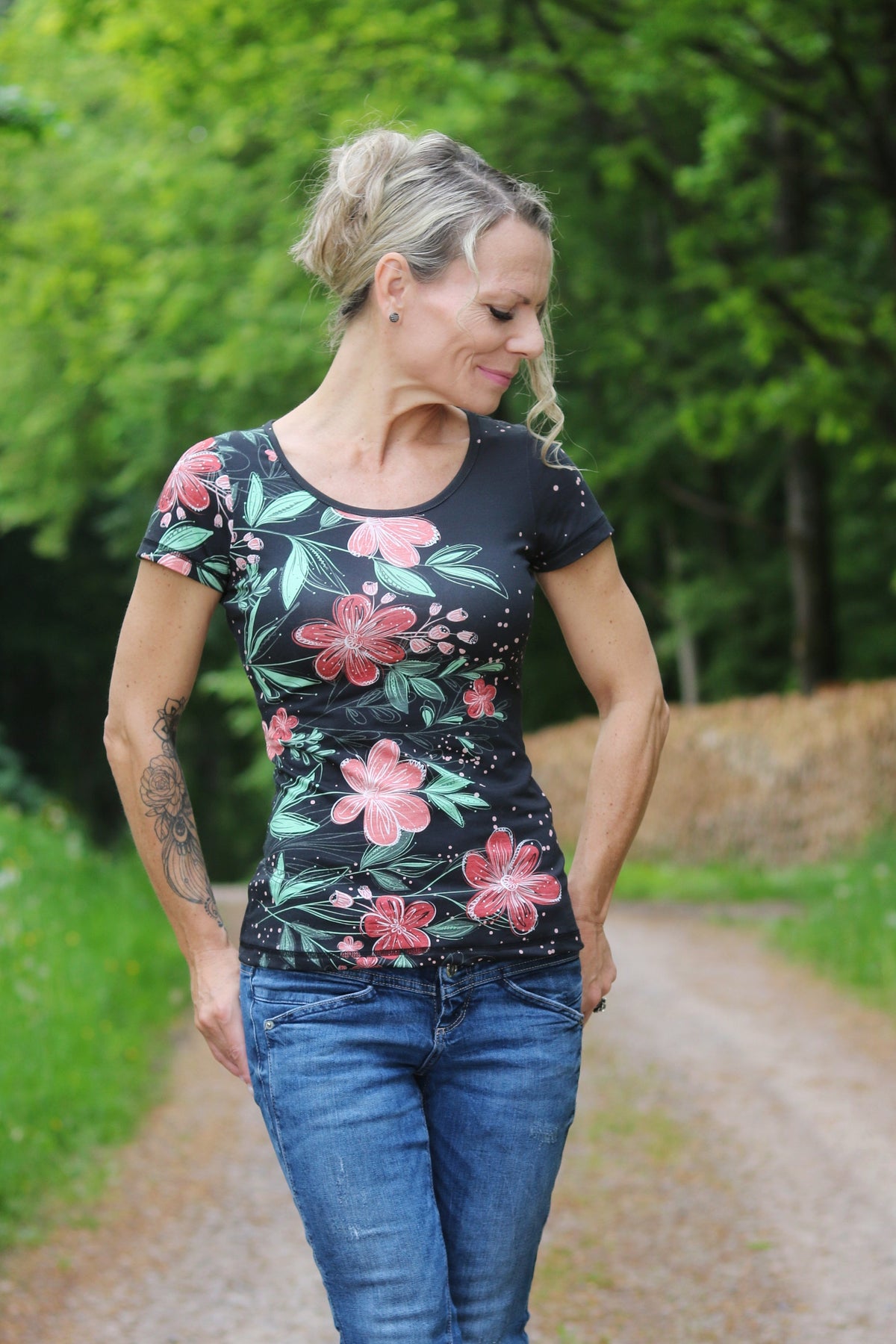 Kullerbytta - Basic Shirt mit besonderer Ärmellösung Gr. 30-50
