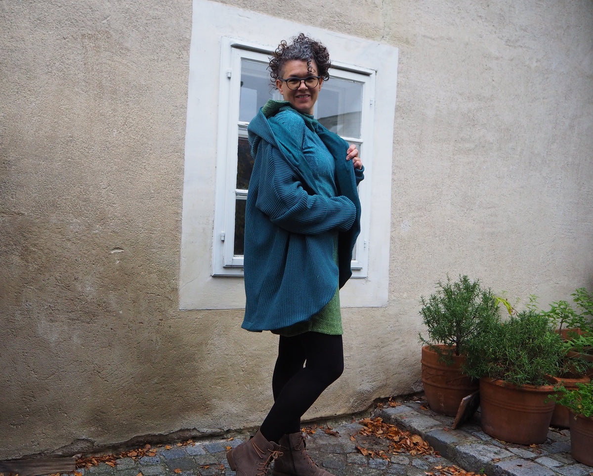 Tulpan - Oversized Cardigan &amp; Kuscheldecke to go