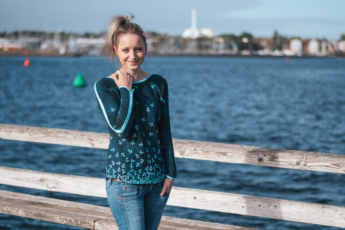 Havfrue - Kurz-, 3/4-, Langarmshirt mit U-Boot-Ausschnitt und Streifenversäuberung Gr. 30-50