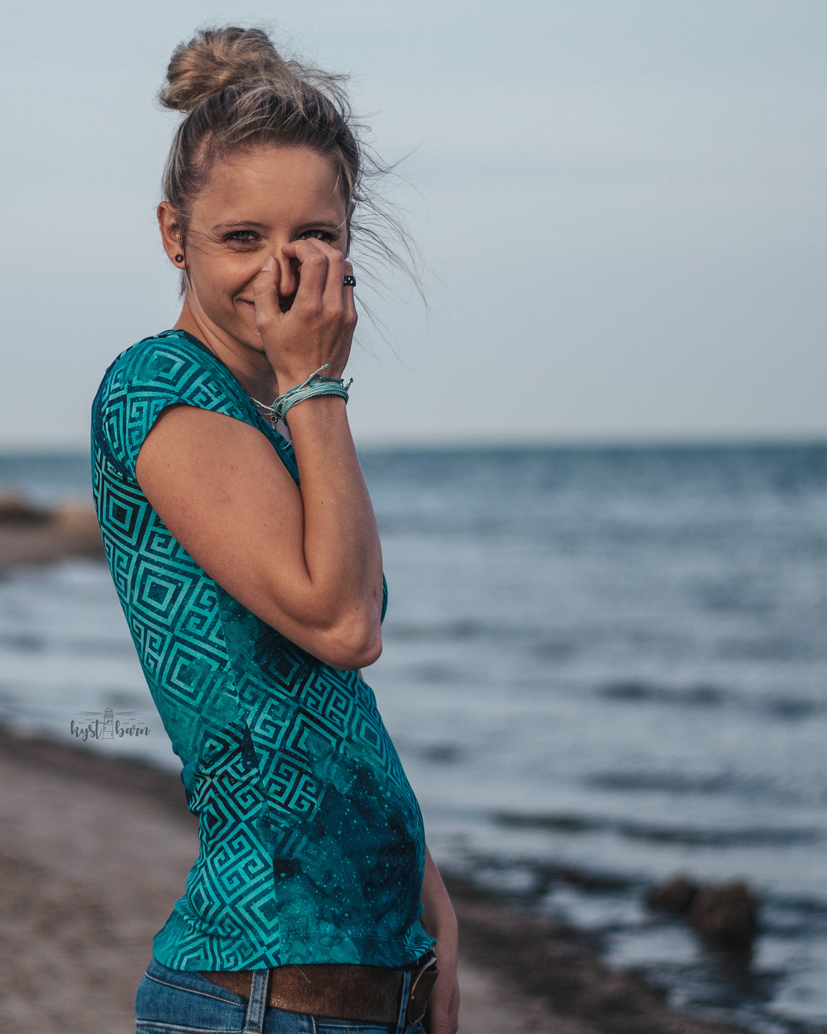 Kullerbytta - Basic Shirt mit besonderer Ärmellösung Gr. 30-50