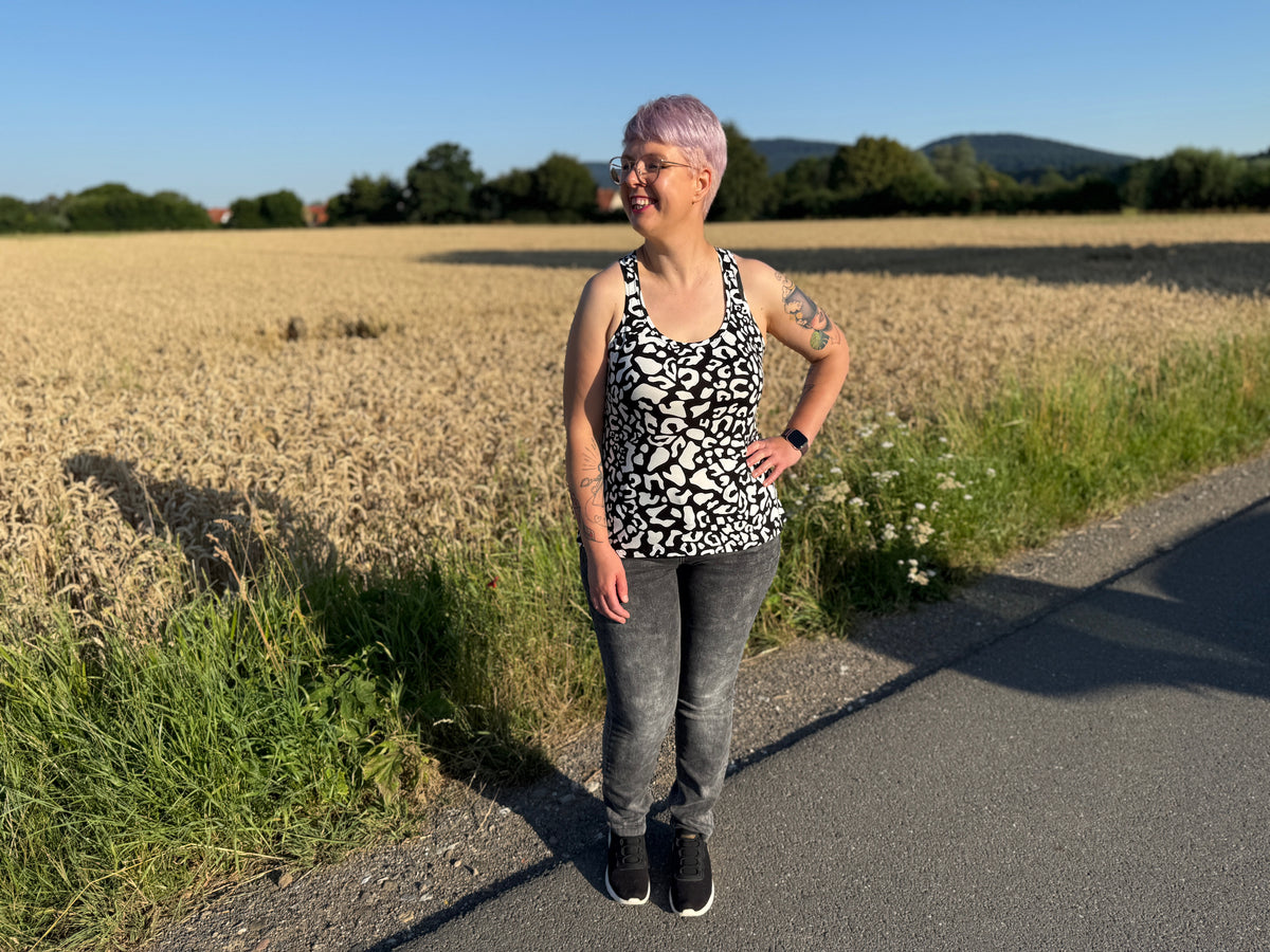 Sommarbris - körpernahes Top mit Racerback