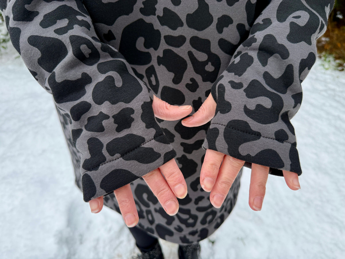 Skymning - Oversized Hoodiekleid &amp; Longpulli