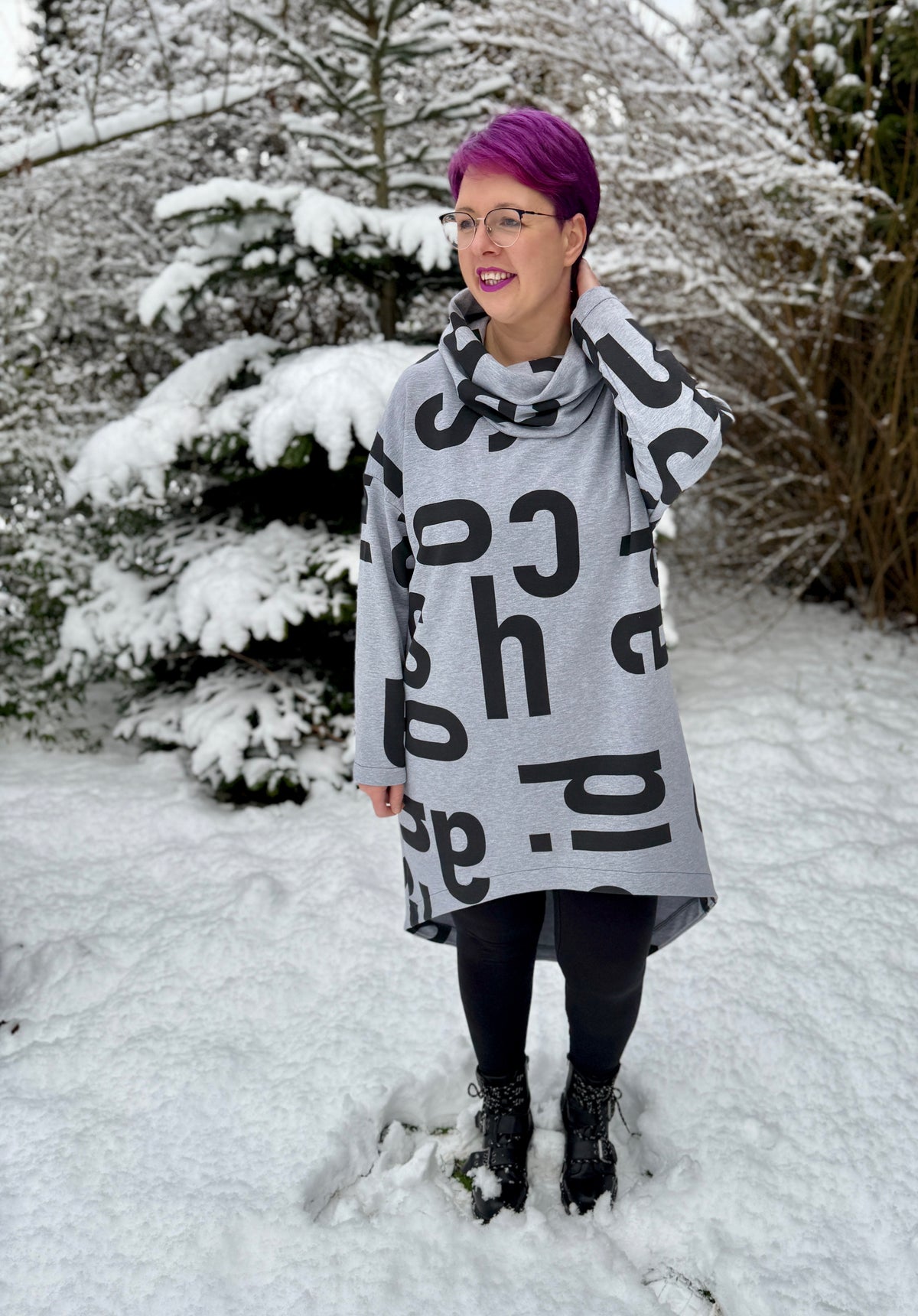 Skymning - Oversized Hoodiekleid &amp; Longpulli
