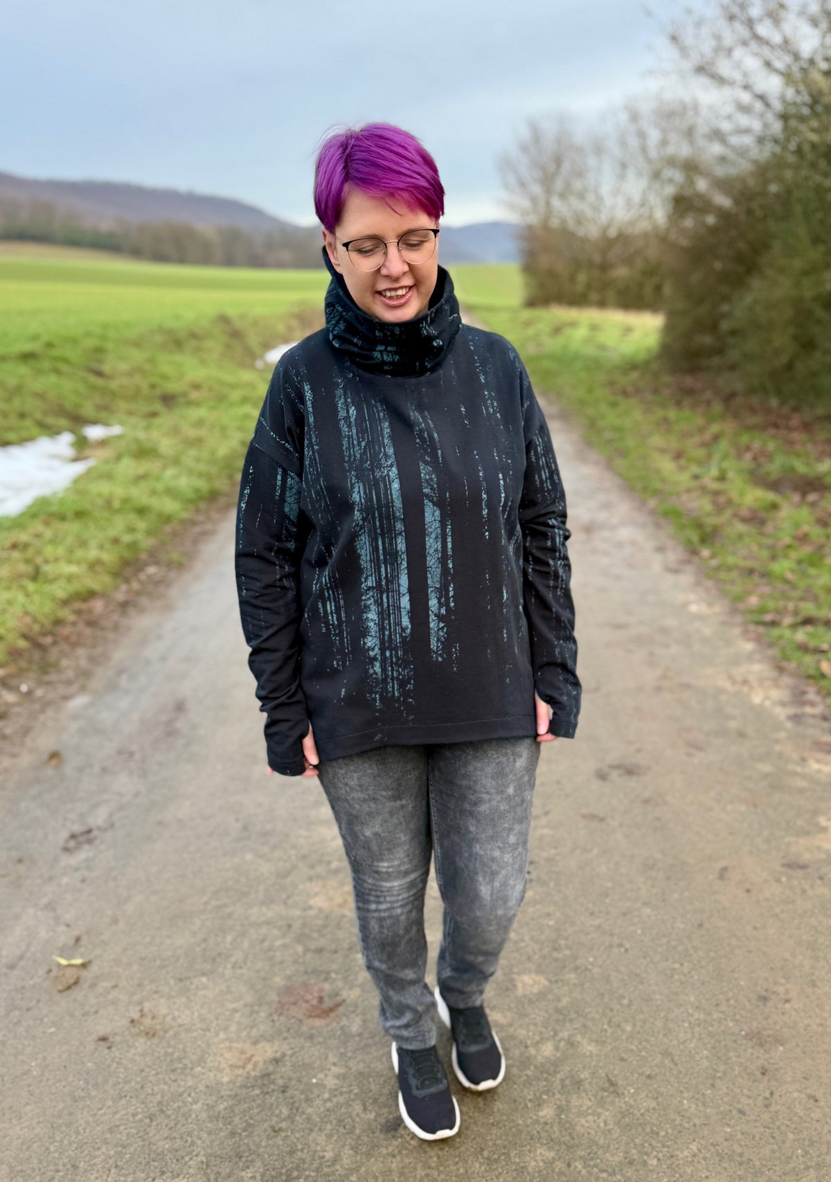 Skymning - Oversized Hoodiekleid &amp; Longpulli
