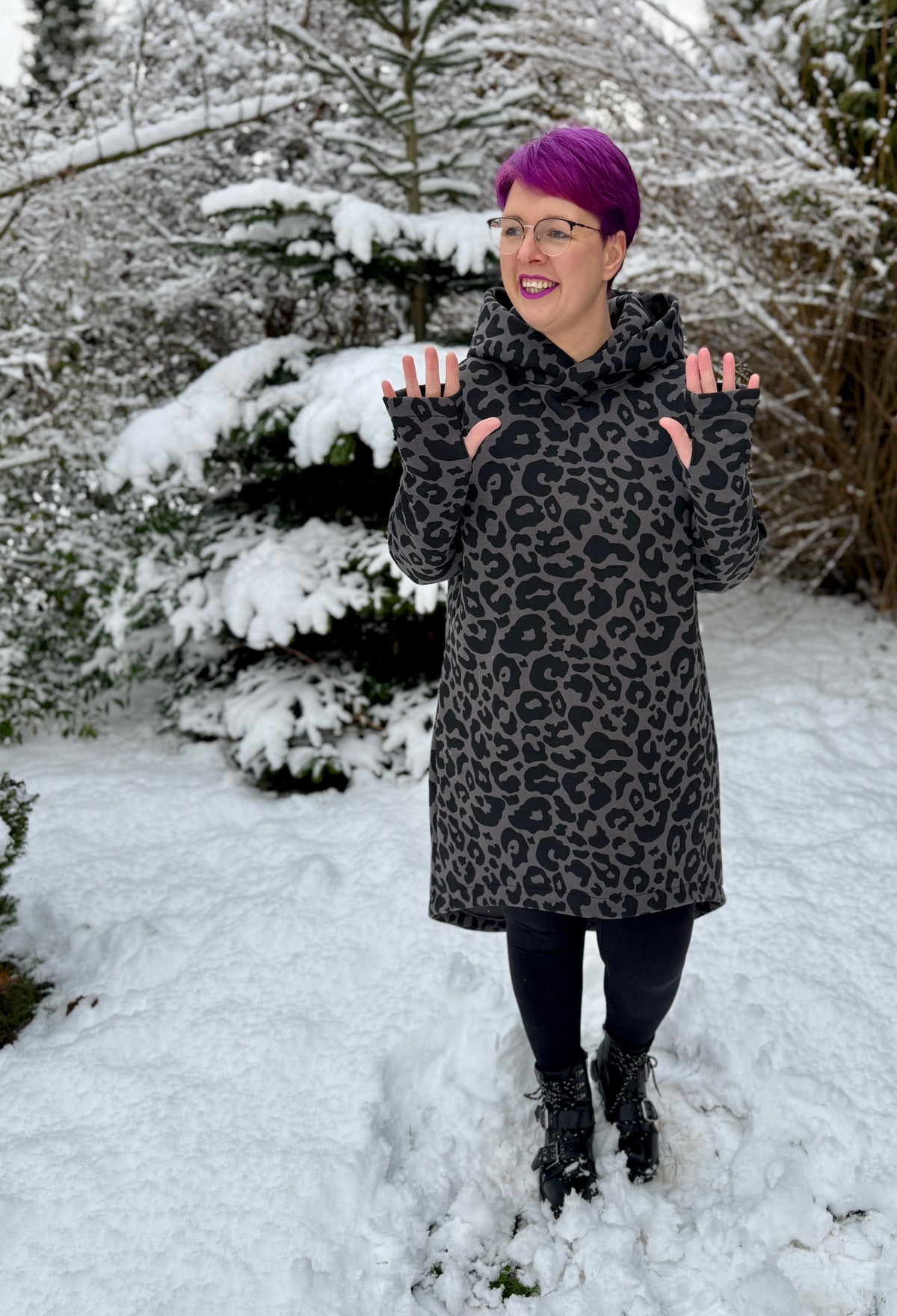 Skymning - Oversized Hoodiekleid &amp; Longpulli