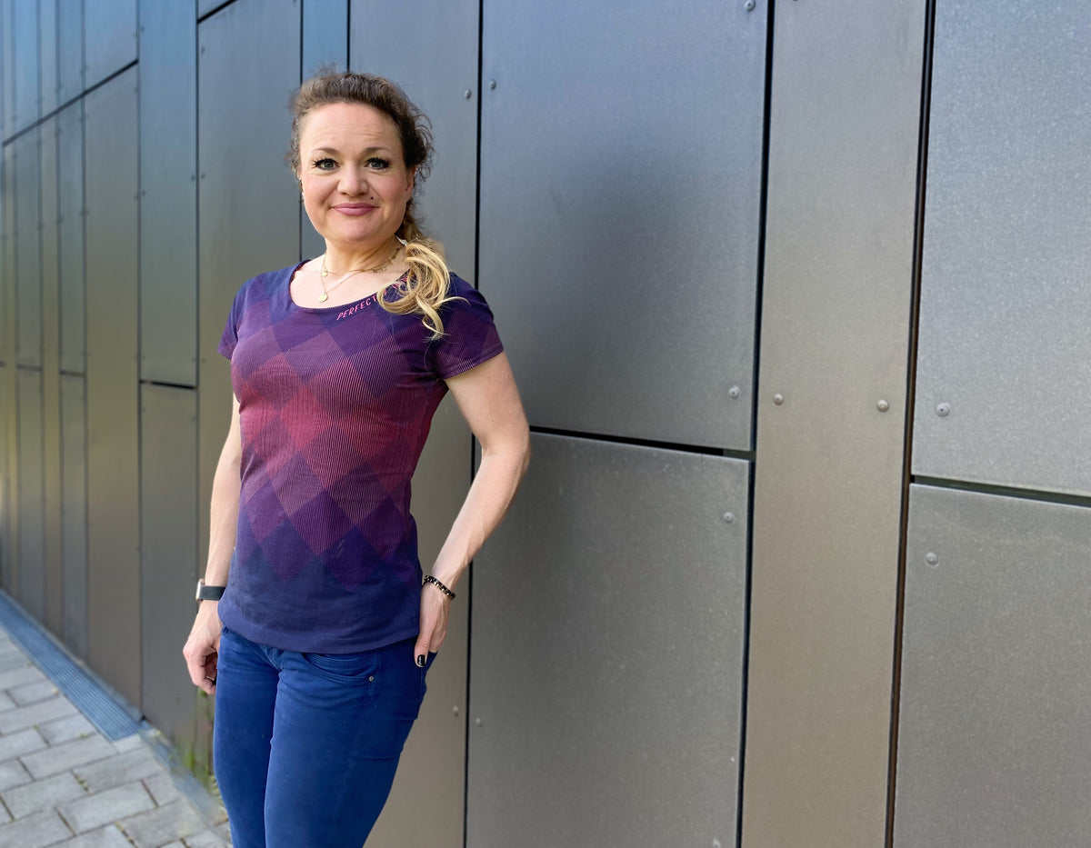 Kullerbytta - Basic Shirt mit besonderer Ärmellösung Gr. 30-50