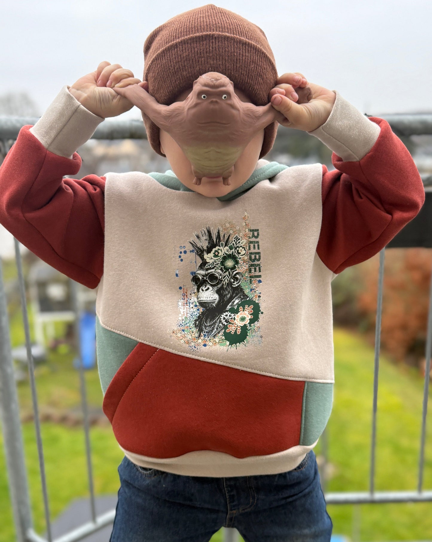 Lilla Lägereld - Oversized Pulli für Kinder