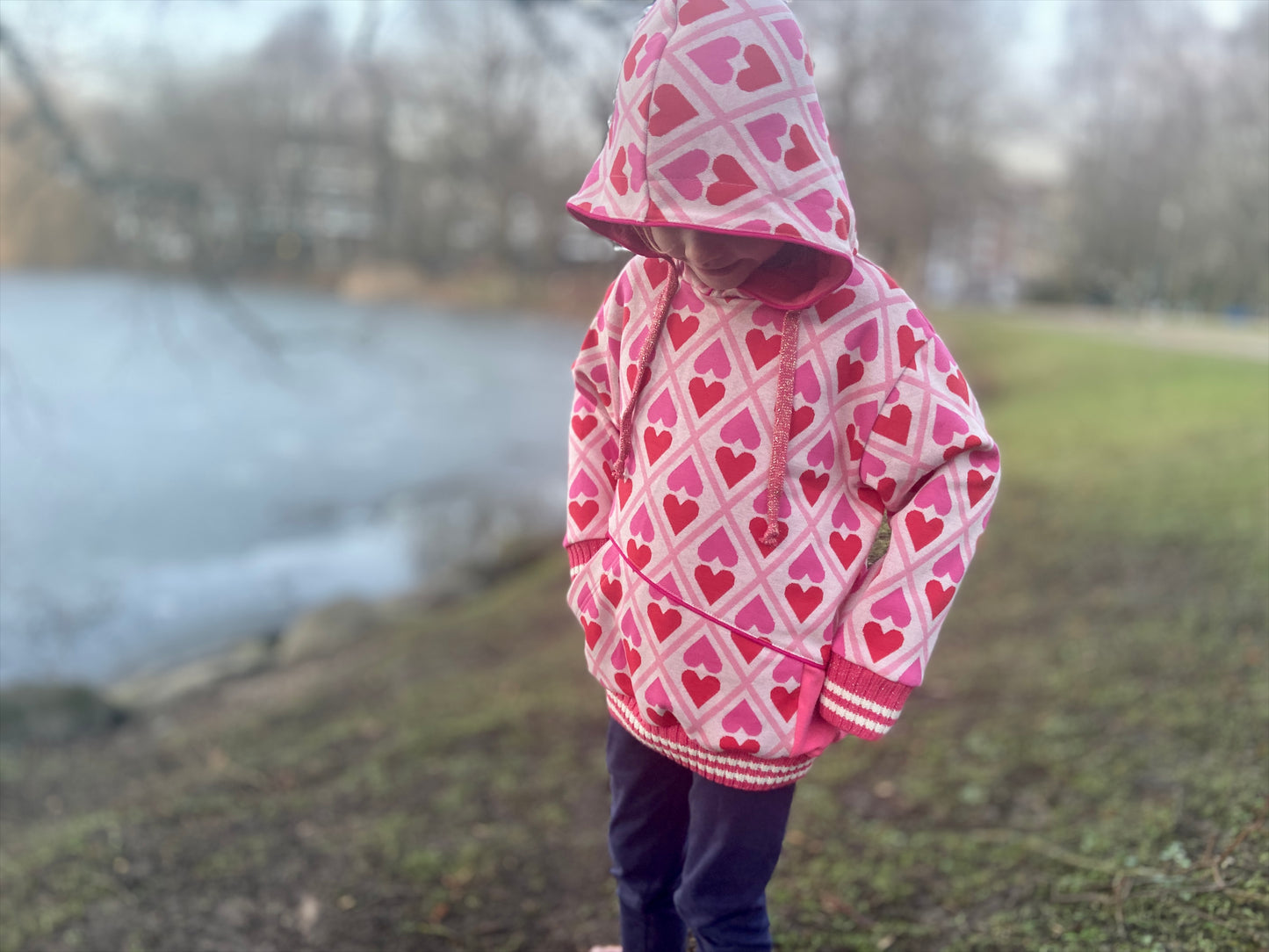 Lilla Lägereld - Oversized Pulli für Kinder
