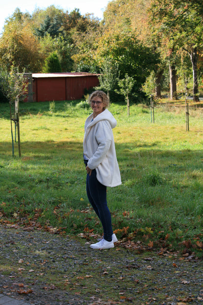 Tulpan - Oversized Cardigan & Kuscheldecke to go