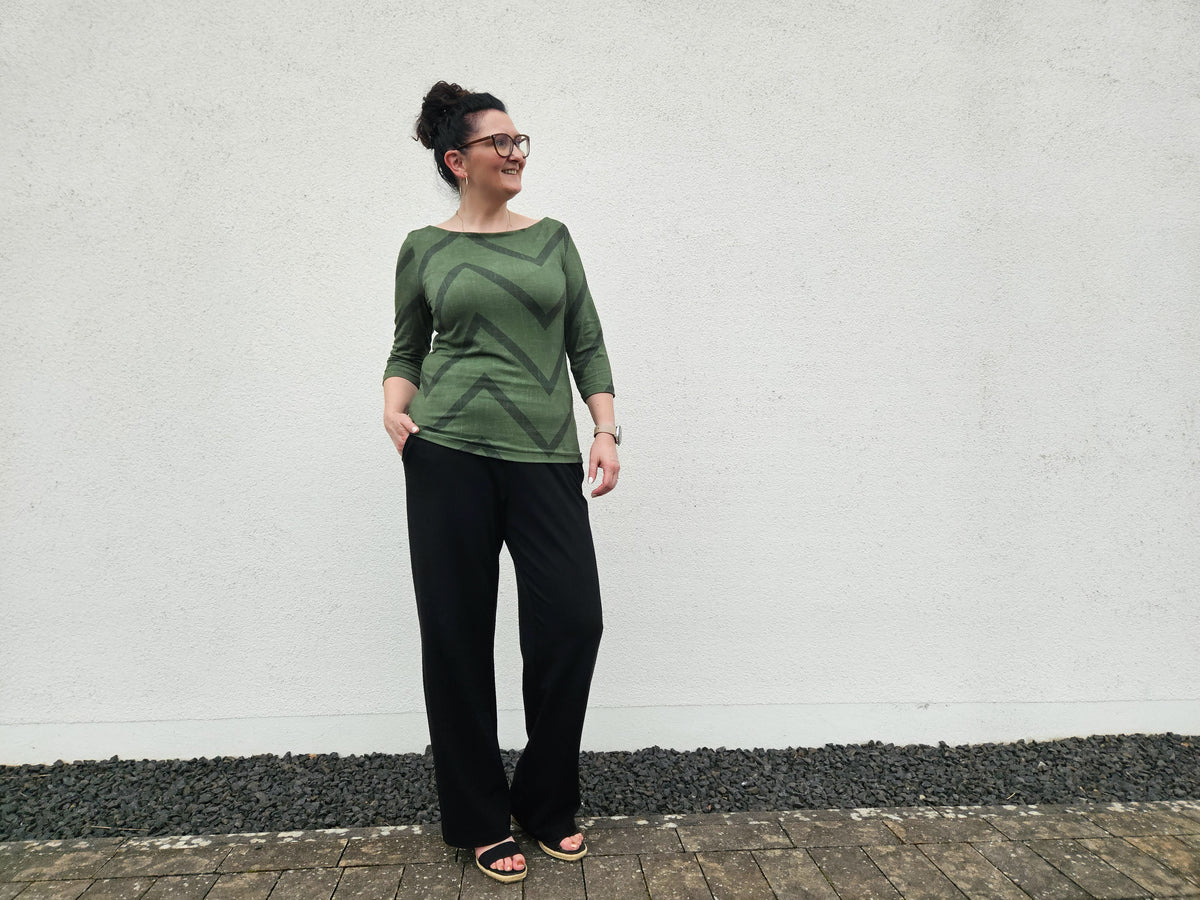 Glädja - körpernahes  Shirt mit U-Boot Ausschnitt Gr. 30-50