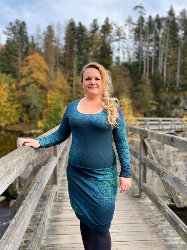 Höstglädjen - Longsleeve, Kleid, Rock Gr. 30-44