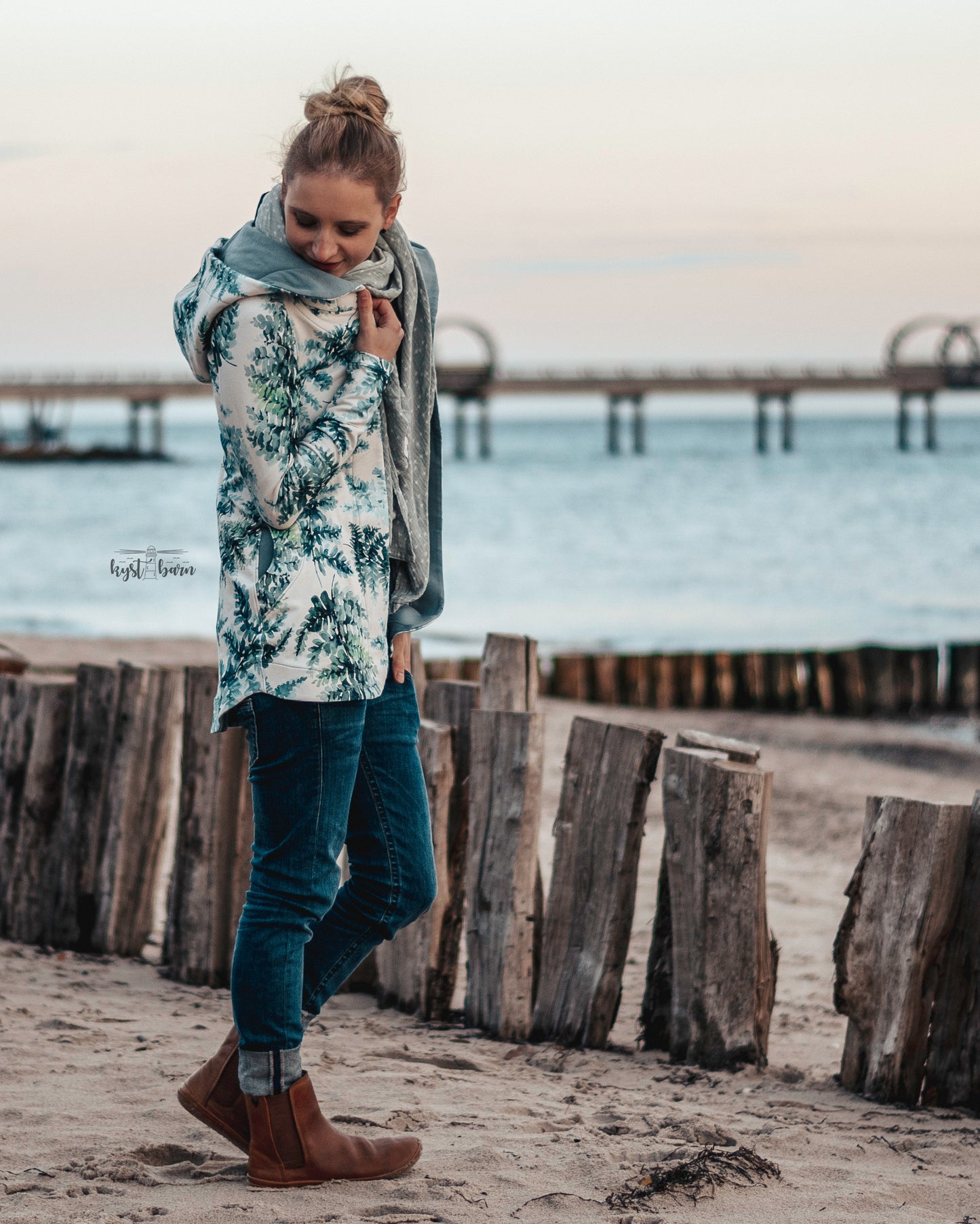 Fjäril - Hoodiejacke, Sweatjacke, Cardigan Gr. 30-48
