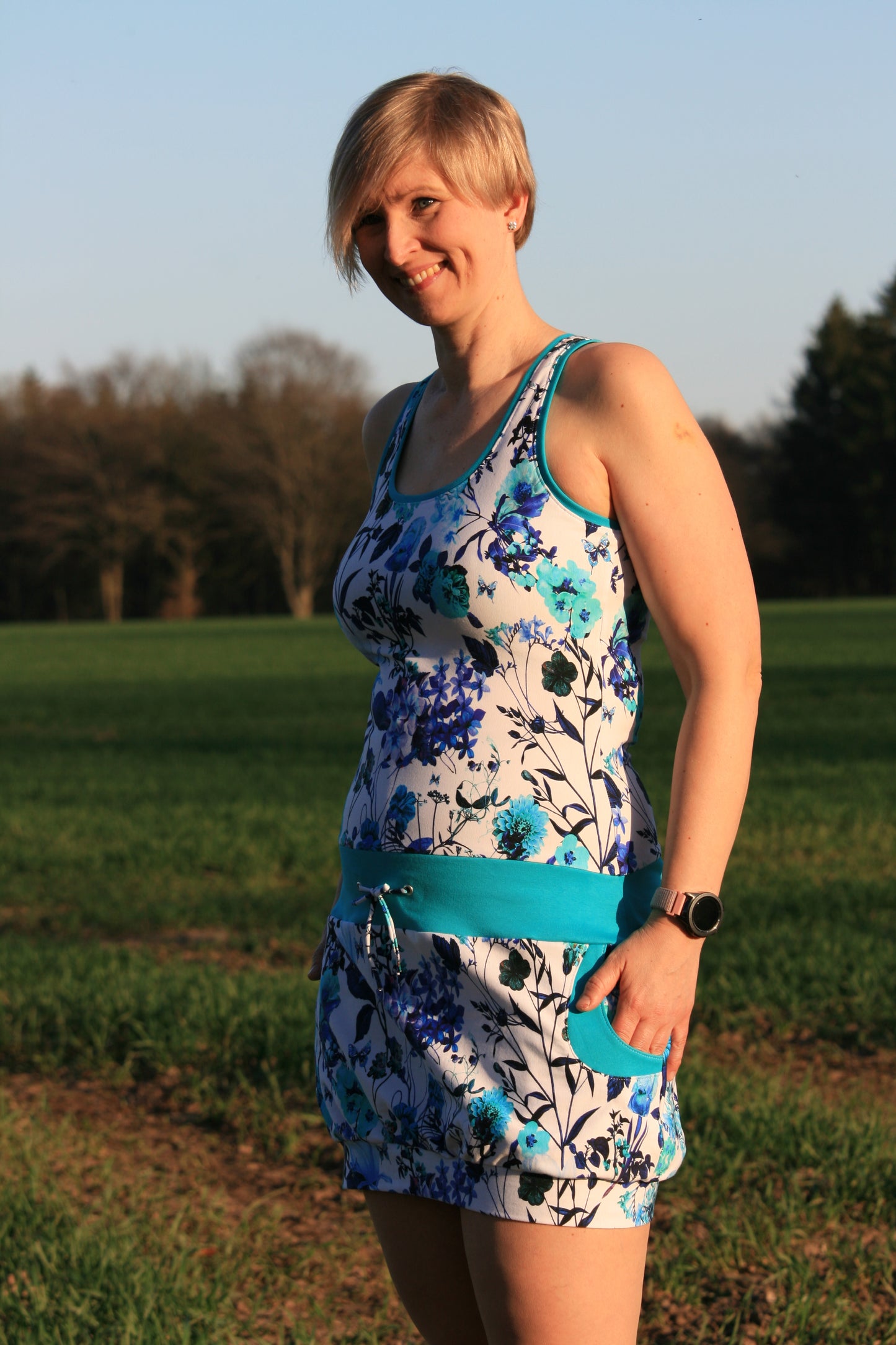 Sommarglädjen - Ballonkleid, Top, Rock Gr. 30-44